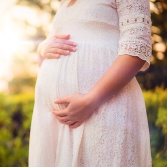 妊婦のお腹